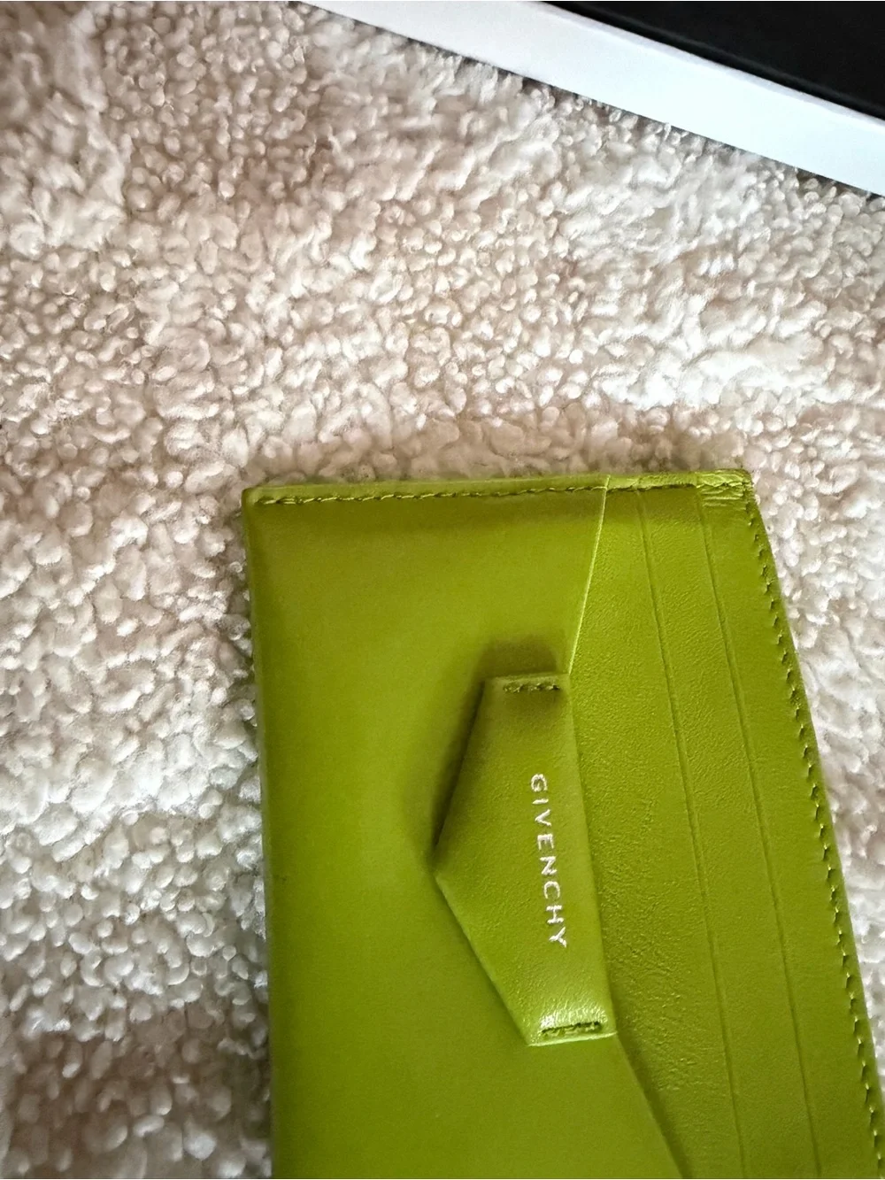 Givenchy compact card